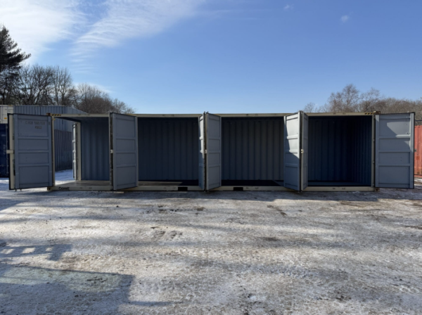 40 x 8  x 9.5 High Cube shipping/storage container