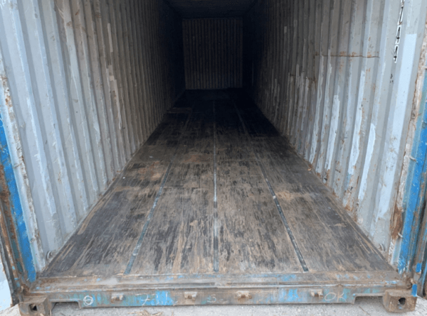 40 x 8 x 9.5 High Cube used shipping container - Image 10