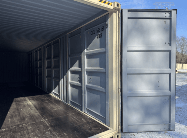 40 x 8  x 9.5 High Cube shipping/storage container - Image 9