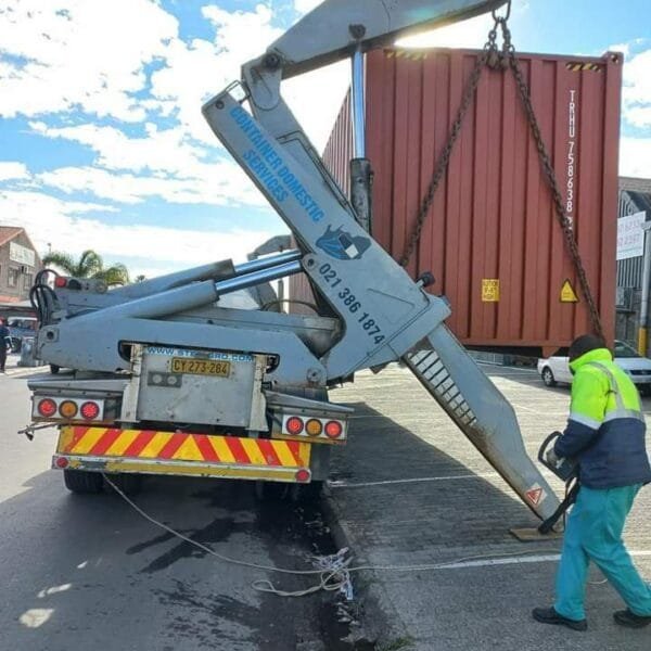 40ft shipping containers (Refurbish) - Image 5