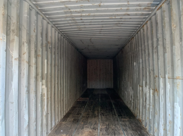 40 x 8 x 9.5 High Cube used shipping container - Image 14